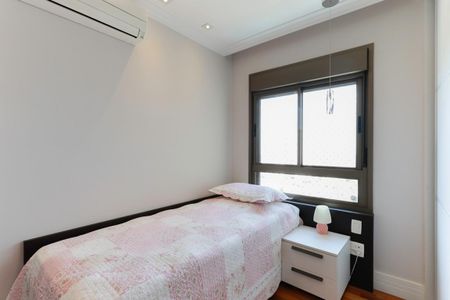 Apartamento à venda com 250m², 4 quartos e 4 vagasSuíte 2