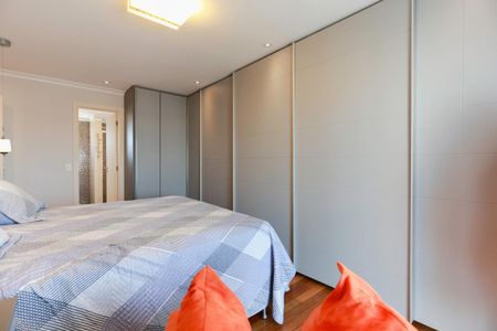 Apartamento à venda com 250m², 4 quartos e 4 vagasSuite 1