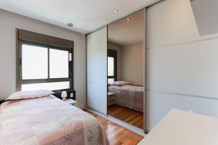Apartamento à venda com 250m², 4 quartos e 4 vagasSuíte 2