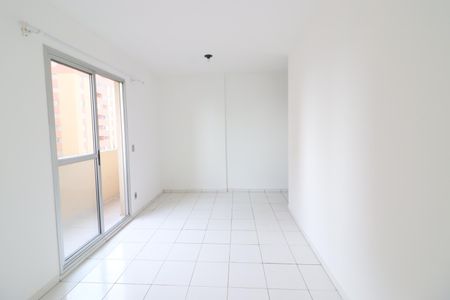 Sala de apartamento para alugar com 2 quartos, 65m² em Jaguaribe, Osasco