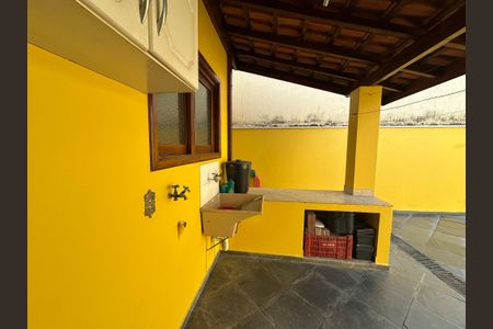 Casa à venda com 155m², 2 quartos e 2 vagasÁrea de Serviço