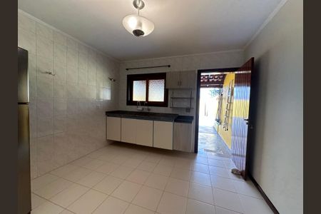 Casa à venda com 155m², 2 quartos e 2 vagasCozinha