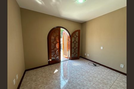 Casa à venda com 155m², 2 quartos e 2 vagasQuarto 2