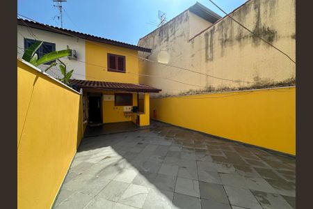 Casa à venda com 155m², 2 quartos e 2 vagasQuintal