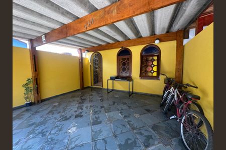 Casa à venda com 155m², 2 quartos e 2 vagasGaragem