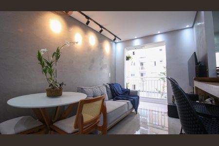 Sala de apartamento à venda com 2 quartos, 56m² em Vila Ema, São Paulo