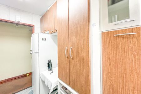 Apartamento à venda com 58m², 2 quartos e 1 vagaCozinha