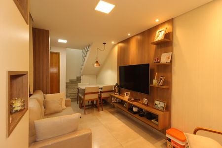 Apartamento à venda com 86m², 2 quartos e 1 vagaSala