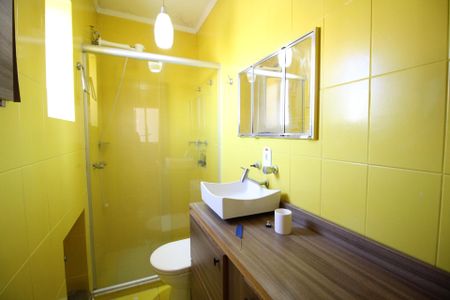 Banheiro de apartamento à venda com 1 quarto, 29m² em Moinhos de Vento, Porto Alegre