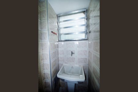 Apartamento à venda com 43m², 2 quartos e sem vagaBanheiro e Tanque
