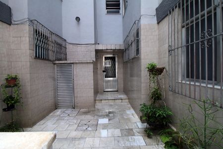 Apartamento à venda com 43m², 2 quartos e sem vagaFachada e portaria