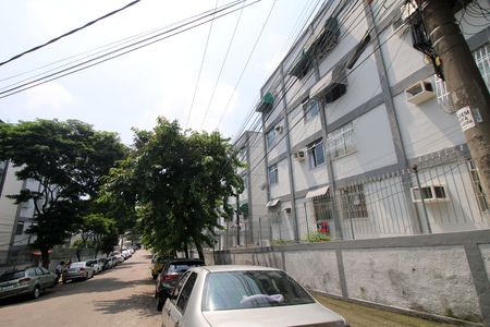 Apartamento à venda com 43m², 2 quartos e sem vagaFachada do bloco