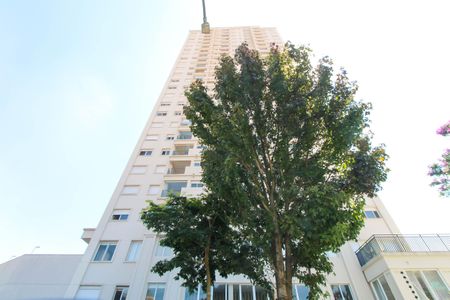 Apartamento à venda com 56m², 2 quartos e 1 vagaFachada