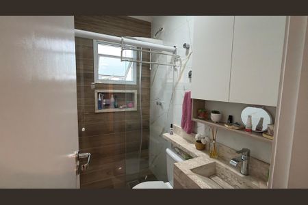 Casa à venda com 160m², 3 quartos e 4 vagasBanheiro