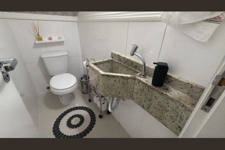 Casa à venda com 160m², 3 quartos e 4 vagasLavabo