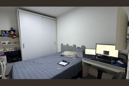 Casa à venda com 160m², 3 quartos e 4 vagasQuarto 2