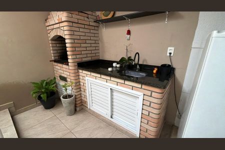 Casa à venda com 160m², 3 quartos e 4 vagasChurrasqueira