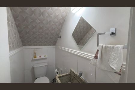 Casa à venda com 160m², 3 quartos e 4 vagasLavabo