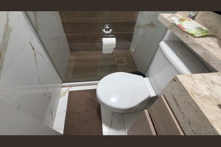 Casa à venda com 160m², 3 quartos e 4 vagasBanheiro da Suíte