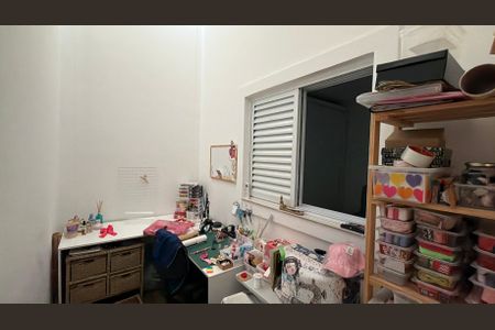 Casa à venda com 160m², 3 quartos e 4 vagasEscritório