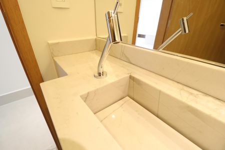 Apartamento para alugar com 86m², 2 quartos e 2 vagasLavabo