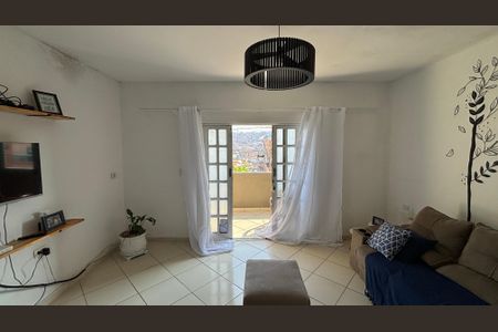 Sala de casa à venda com 3 quartos, 125m² em Parque Itrapoã, Santo André