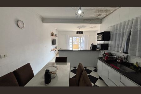 Casa à venda com 125m², 3 quartos e 2 vagasCozinha