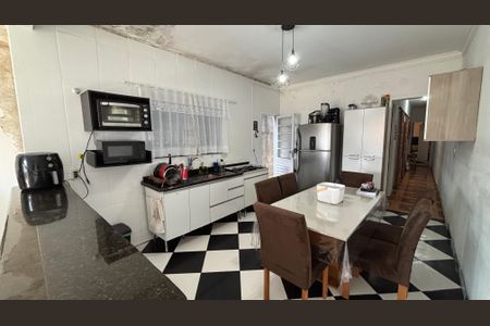 Casa à venda com 125m², 3 quartos e 2 vagasCozinha