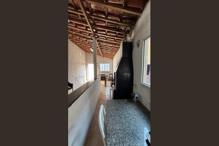Casa à venda com 125m², 3 quartos e 2 vagasCobertura 