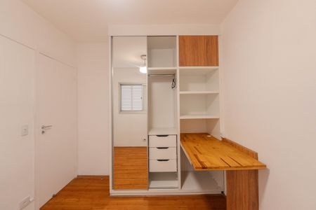 Quarto 1 de apartamento para alugar com 2 quartos, 52m² em Consolação, São Paulo