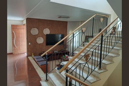 Casa à venda com 300m², 4 quartos e 5 vagasSALA