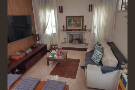 SALA de casa à venda com 4 quartos, 300m² em City Bussocaba, Osasco