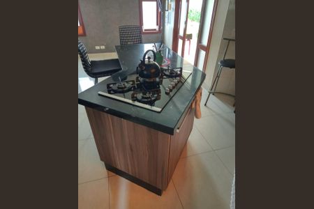 Casa à venda com 300m², 4 quartos e 5 vagasCOZINHA