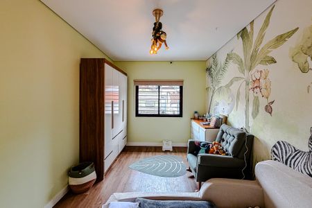 Casa à venda com 320m², 4 quartos e 2 vagas Casa à venda com 320m², 4 quartos e 2 vagasQuarto 2