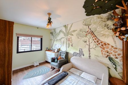 Casa à venda com 320m², 4 quartos e 2 vagas Casa à venda com 320m², 4 quartos e 2 vagasQuarto 2