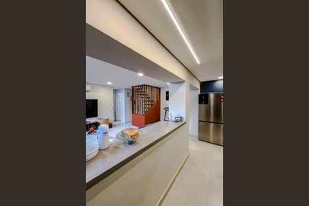 Casa à venda com 320m², 4 quartos e 2 vagas Casa à venda com 320m², 4 quartos e 2 vagasCozinha