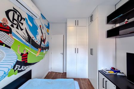 Casa à venda com 320m², 4 quartos e 2 vagas Casa à venda com 320m², 4 quartos e 2 vagasQuarto 1