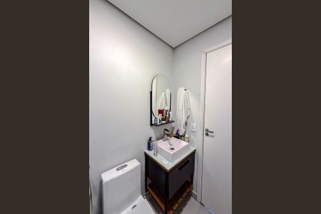 Casa à venda com 320m², 4 quartos e 2 vagas Casa à venda com 320m², 4 quartos e 2 vagasBanheiro da Suíte