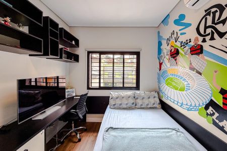 Casa à venda com 320m², 4 quartos e 2 vagas Casa à venda com 320m², 4 quartos e 2 vagasQuarto 1