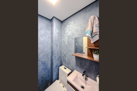 Casa à venda com 320m², 4 quartos e 2 vagas Casa à venda com 320m², 4 quartos e 2 vagasLavabo