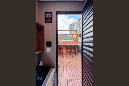 Casa à venda com 320m², 4 quartos e 2 vagas Casa à venda com 320m², 4 quartos e 2 vagasLavabo 2