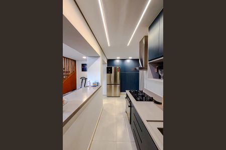 Casa à venda com 320m², 4 quartos e 2 vagas Casa à venda com 320m², 4 quartos e 2 vagasCozinha