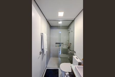 Casa à venda com 320m², 4 quartos e 2 vagas Casa à venda com 320m², 4 quartos e 2 vagasBanheiro da Suíte