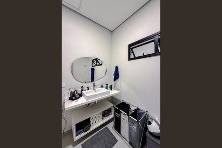 Casa à venda com 320m², 4 quartos e 2 vagas Casa à venda com 320m², 4 quartos e 2 vagasBanheiro