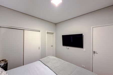 Casa à venda com 320m², 4 quartos e 2 vagas Casa à venda com 320m², 4 quartos e 2 vagasQuarto 3 - Suíte