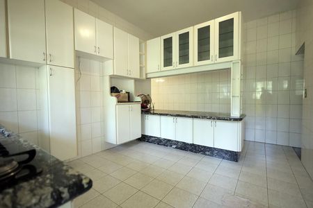 Cozinha de casa à venda com 3 quartos, 1044m² em Recreio da Borda do Campo, Santo André