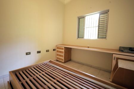 Casa à venda com 1044m², 3 quartos e 3 vagasQuarto 2