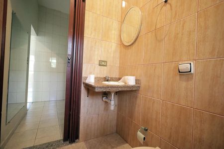 Casa à venda com 1044m², 3 quartos e 3 vagasBanheiro
