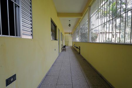 Casa à venda com 1044m², 3 quartos e 3 vagasCorredor