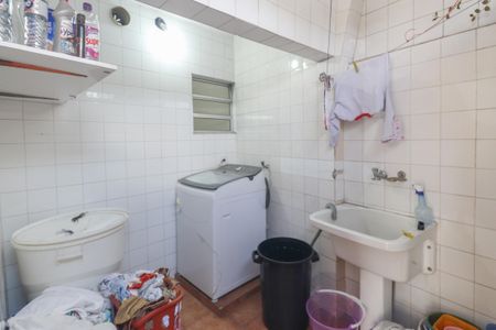 Casa à venda com 169m², 4 quartos e 2 vagasÁrea de Serviço